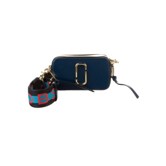 Marc Jacobs Handbags - Marc Jacobs Snapshot crossbody bag